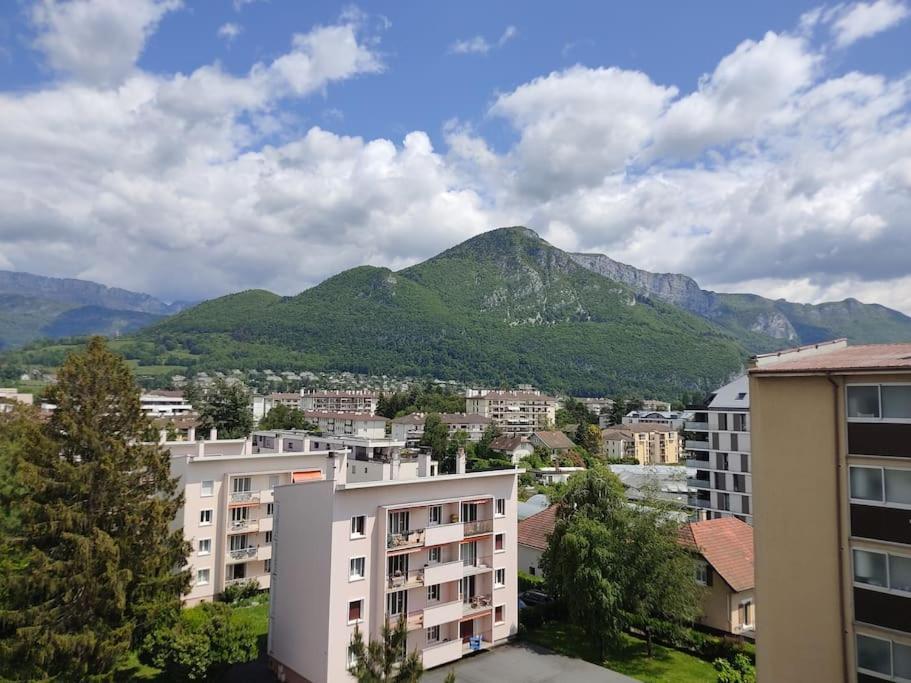 Entre Lac Et Montagne Annecy Exterior foto